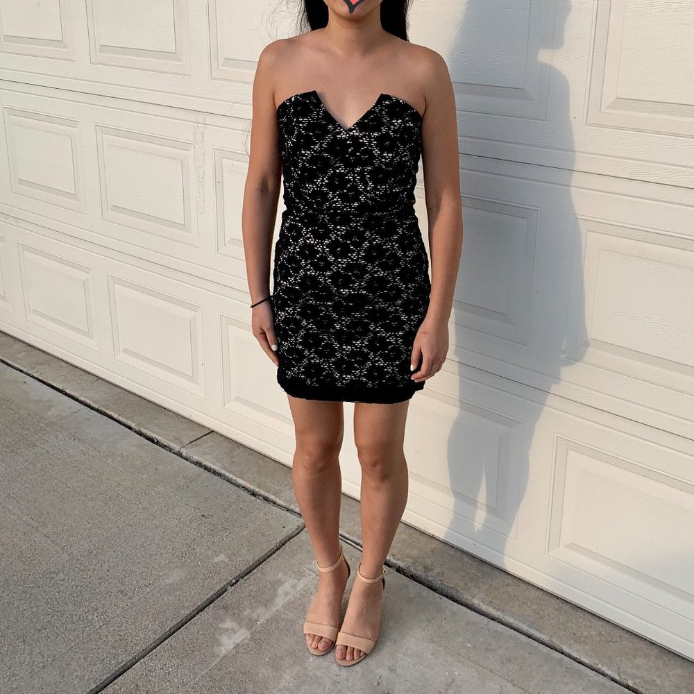 Sexy Black Lace Strapless Bodycon Wedding Guest Dress - Small